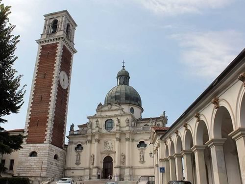 chiesa santuario santa maria monte berico foto